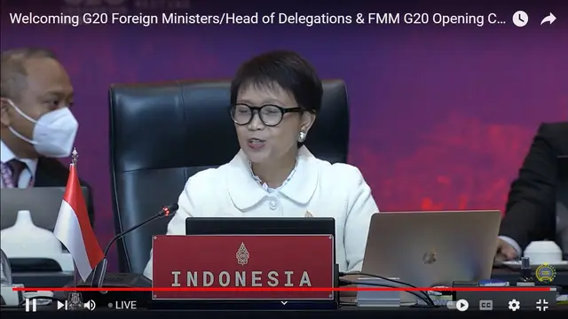 Menlu Retno Marsudi dalam pidato pembukaan Foreign Ministers Meeting atau FMM G20 di Nusa Dua, Bali. (YouTube Mofa)
