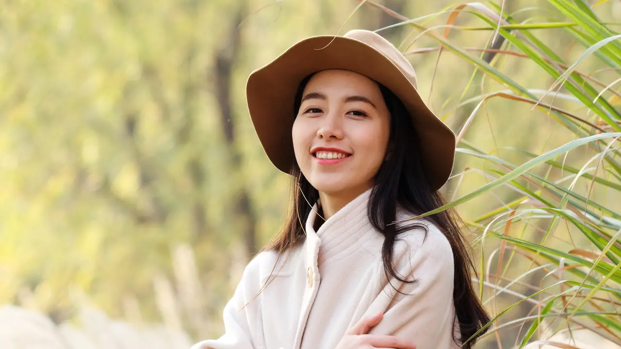 perempuan cantik dewasa