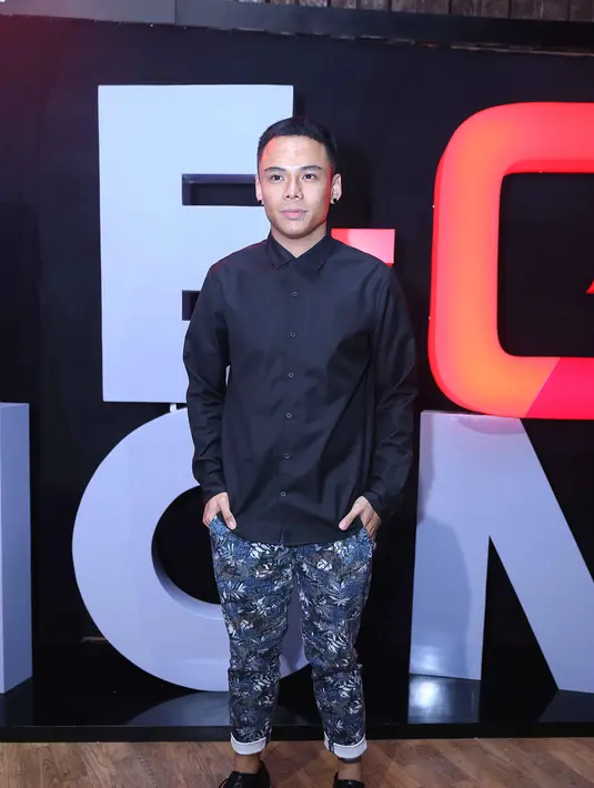 Penyanyi solo ini jarang terlihat di layar kaca. Ia lebih banyak manggung di acara off air. (Nurwahyunan/Bintang.com)