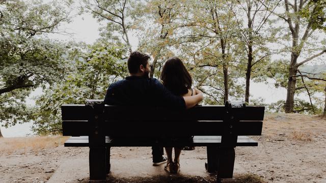 Ilustrasi pasangan, pacaran, kencan