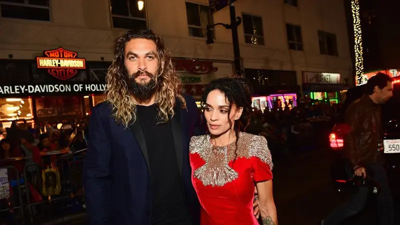 [Bintang Jason Momoa - Lisa Bonet