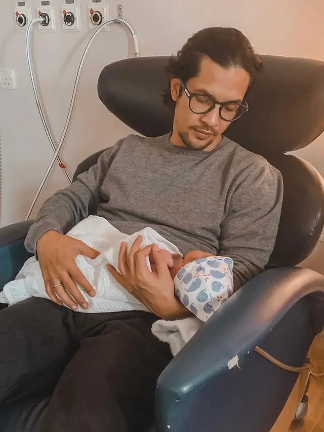 [Fimela] Kimberly Ryder dan Edward Akbar