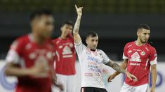 Gelandang Bali United, Paulo Sergio, saat melawan Semen Padang pada laga Piala Presiden 2019 di Stadion Patriot, Jawa Barat, Senin (11/3). Bali United menang 2-1 atas Semen Padang. (Bola.com/M Iqbal Ichsan)