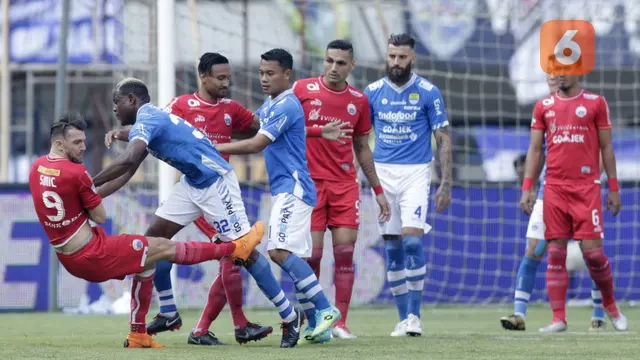 Liga 1 Indonesia 2018 : Persib Bandung Vs Persija Jakarta