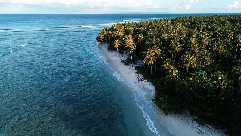 Keindahan Kepulauan Mentawai, Surga Tersembunyi Sumatera Utara