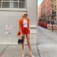 Tren warna dari New York Fashion Week (Instagram @carodaur)