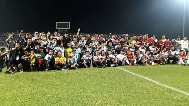 Tribute to Choirul Huda