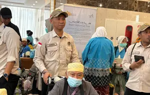 Momen Haru Kloter Terakhir Jemaah Haji Indonesia Pulang ke Tanah Air