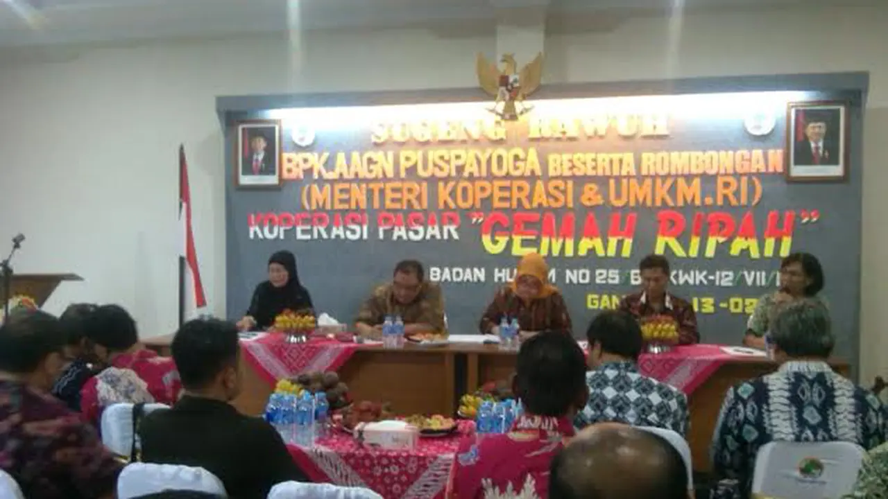 Pedagang Buah Yogyakarta Mengadu ke Menteri Koperasi
