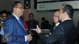 Menteri Marwan (kanan) dan Menteri Datuk Seri Ismail Sabri Yaakob, Malaysia, Kamis (10/3/2016). Pertemuan tersebut untuk menindaklanjuti kerjasama untuk pengembangan desa-desa perbatasan (Foto: Humas Kementerian DPDTT)