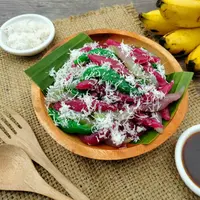ilustrasi cenil warna-warni kue tradisional/ritadewilestari/Shutterstock
