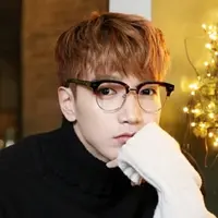 2PM kembali kehilangan personelnya, lantaran salah satu personelnya memutuskan untuk wajib militer pada tahun ini. Jun.K akan masuk wamil pada hari ini secara diam-diam. (Foto: Soompi.com)