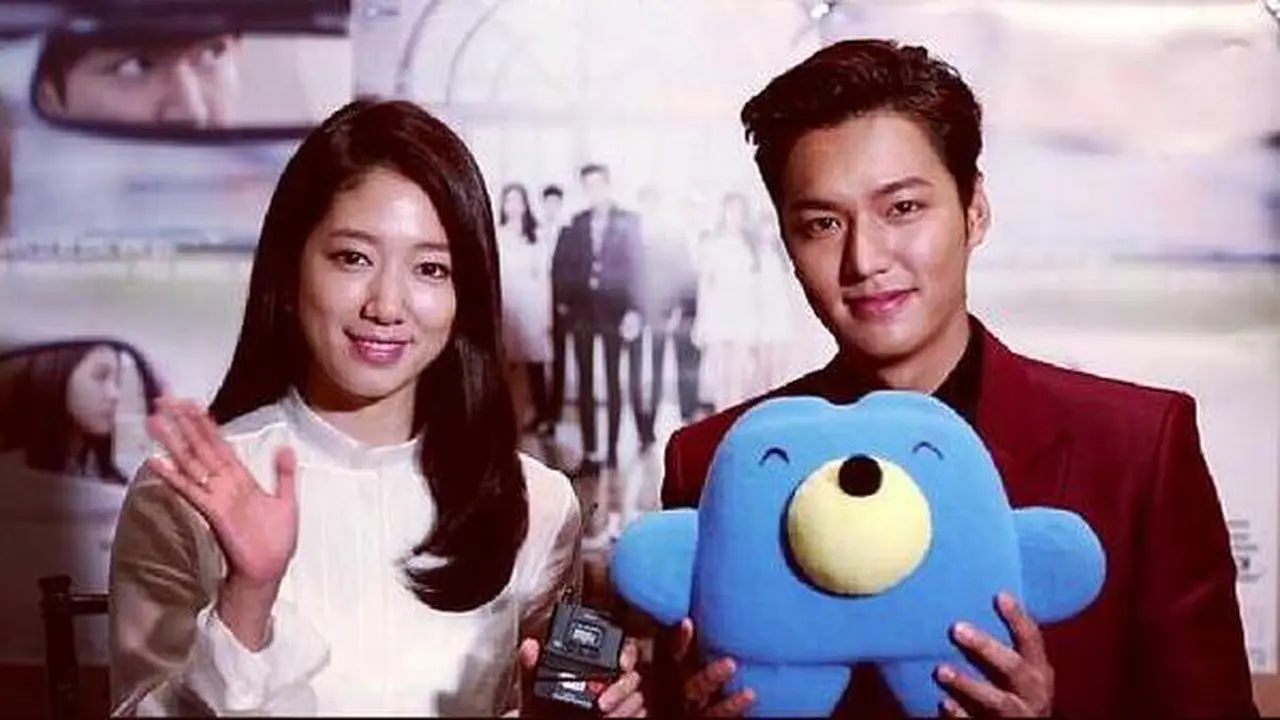 Korsel Berduka, Lee Min Ho dan Park Shin Hye Tetap Gelar Fan Meet