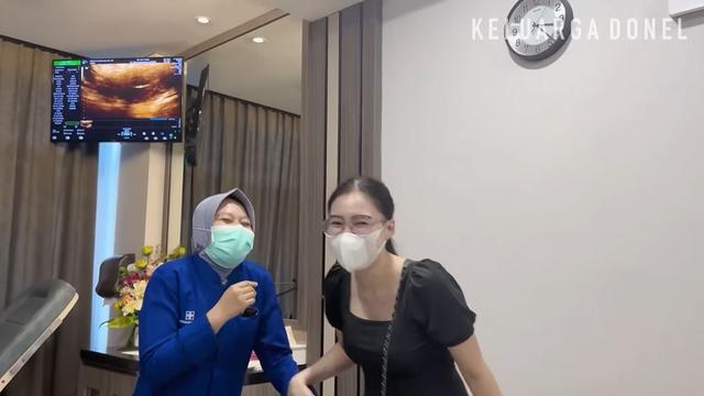 6 Momen Nella Kharisma Kunjungi Dokter Kandungan, Dikira Hamil Anak Ketiga
