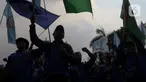 Buruh yang terdiri dari Federasi Serikat Pekerja Metal Indonesia (FSPMI) dan Konfederasi Serikat Pekerja Indonesia (KSPI) mengikuti aksi di depan Kementerian Tenaga Kerja di Jakarta, Kamis (7/11/2024). (Liputan6.com/Herman Zakharia)
