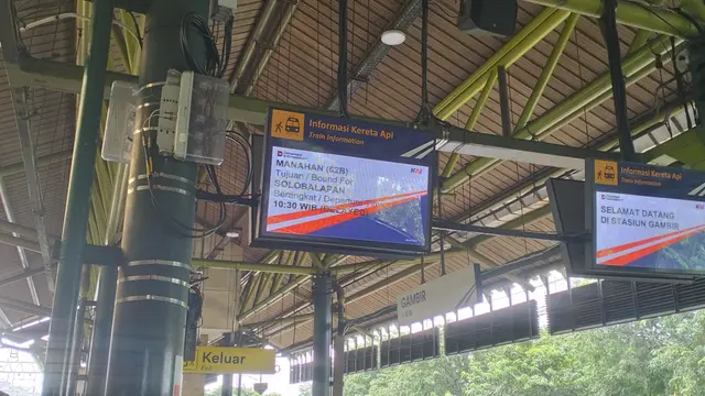 KAI tawarkan refund 100 persen bagi calon penumpang kereta jarak jauh Pulau Jawa imbas dari kecelakaan yang terjadi di Bekasi Timur Senin malam 27 April 2026.