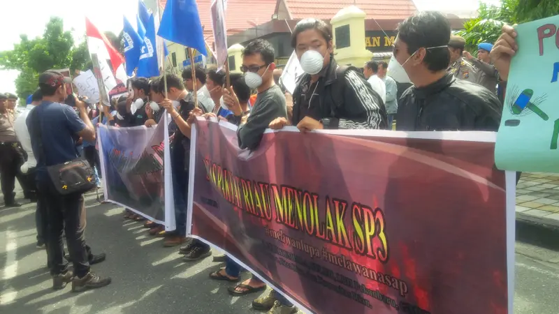 Bebaskan 15 Perusahaan Pembakar Hutan, Polda Riau Tantang Warga