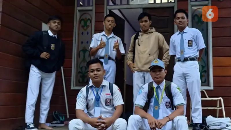 Siswa SMA Long Bagun