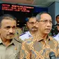 Penjabat (Pj) Gubernur DKI Jakarta Heru Budi Hartono melakukan inspeksi mendadak di Unit Pengelola Pengujian Kendaraan Bermotor (UP PKB) Ujung Menteng, Cakung, Jakarta Timur. (Liputan6.com/Winda Nelfira)