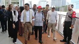 Salah satu curahan hati penyandang disabilitas saat beraktivitas di kota Jakarta adalah persoalan mobilitas. (Liputan6.com/Herman Zakharia)