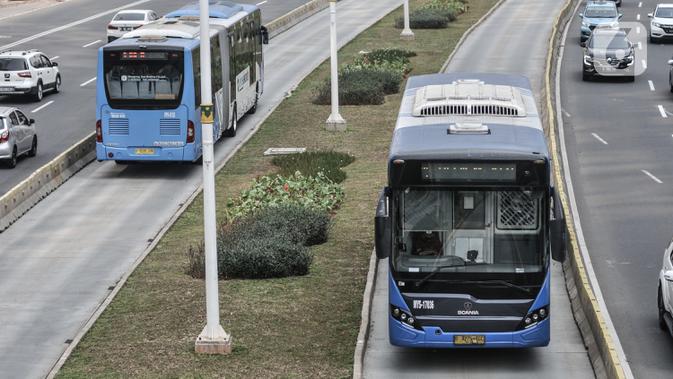 Demo Tolak RUU Cipta Kerja Rusuh Transjakarta Stop Semua 