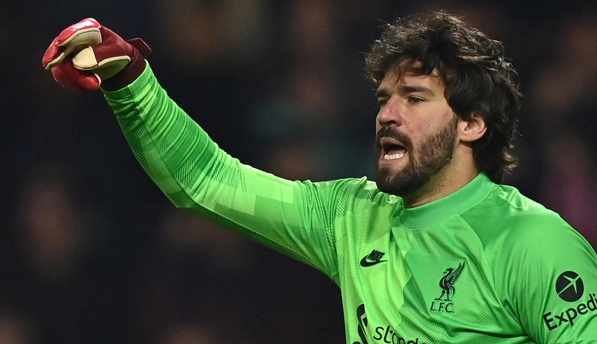 Liga Inggris menjadi salah satu destinasi para pemain Brasil untuk berkompetisi menunjukkan skill-skill terbaik mereka. Para klub Liga Inggris pun tak segan mengeluarkan biaya mahal untuk memakai jasa talenta-talenta terbaik asal Amerika Selatan tersebut. Berikut 5 pemain termahal Brasil yang pernah didatangkan klub-klub di Liga Inggris. (AFP/Paul Ellis)