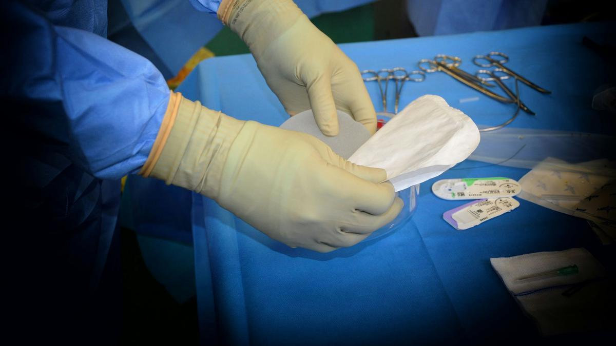 Kebiasaan Mempercantik Diri yang Bisa Menyulitkan Proses Pemakaman