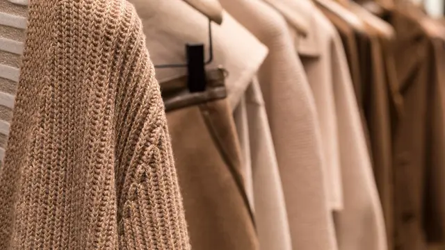 Pilih Busana yang Tepat: Trik Fashion untuk Mencegah Bau Badan Mengganggu