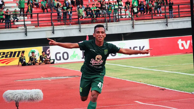 Winger Persebaya Surabaya, Irfan Jaya