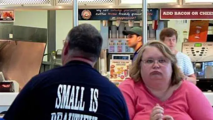 Hidup Itu Memang Aneh, Jadi Biasakanlah ...