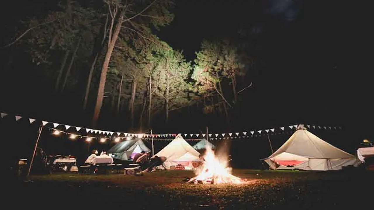 Glamping di Gunung Pancar, Bogor