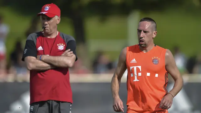Latihan Perdana Carlo Ancelotti yang Penuh Warna