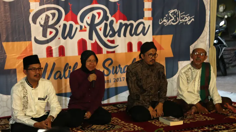 Cerita Wali Kota Risma Saat Ngabuburit di Dolly Surabaya