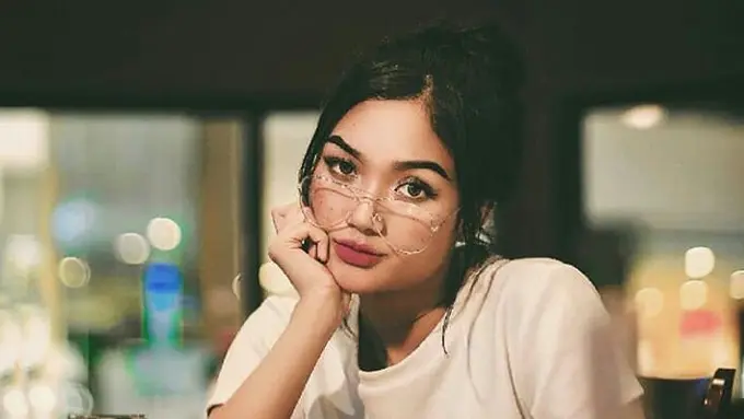 [Bintang] Marion Jola