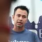 Raffi Ahmad ditangkap di kawasan Lebak Bulus, Jakarta Selatan pada 27 Januari 2013. Ia terbukti mempunyai ganja dan pil ekstasi. (Nurwahyunan/Bintang.com)