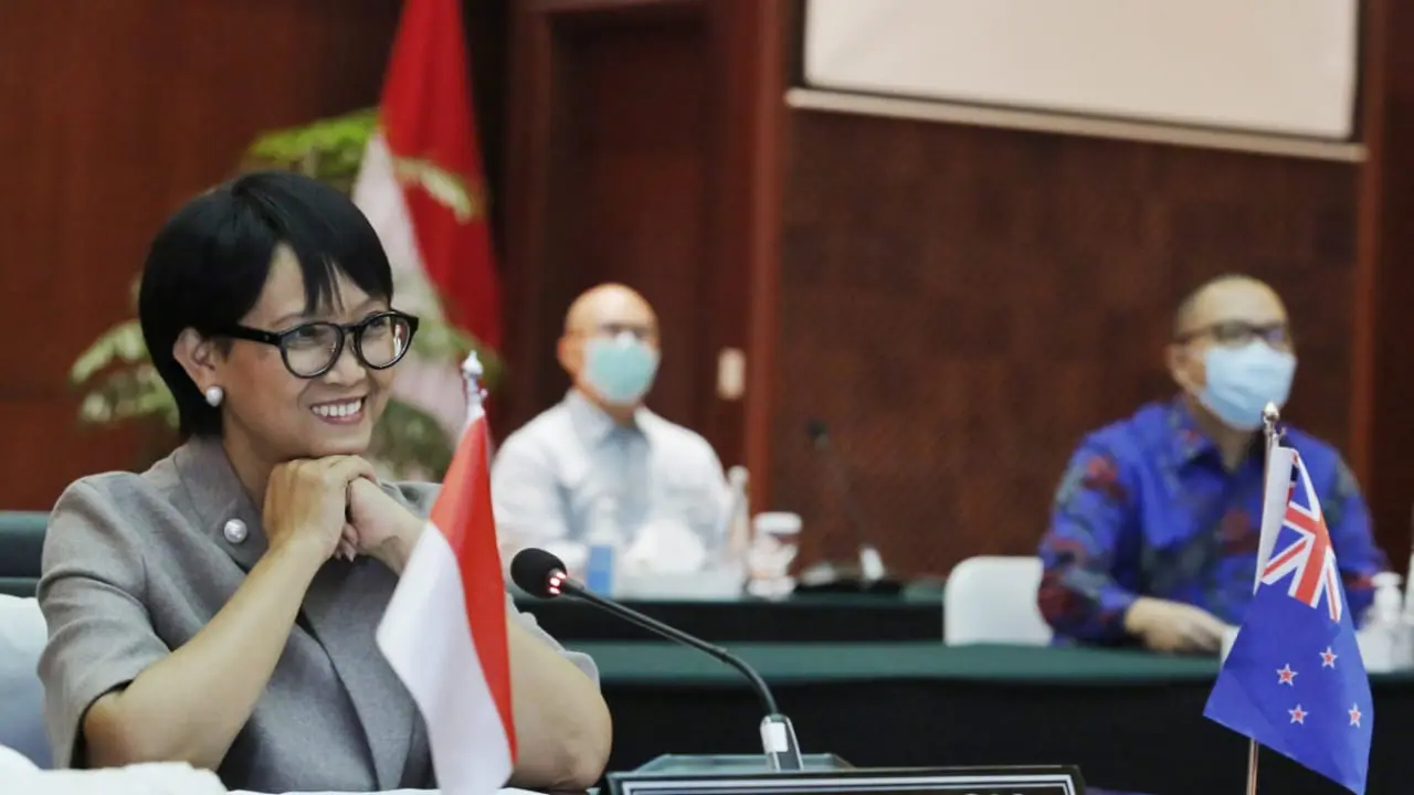 Menlu Retno Marsudi dalam Joint Commission dengan Selandia Baru.