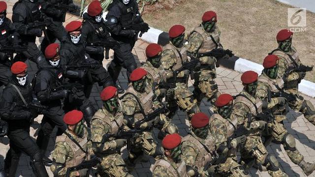 HUT ke-73, TNI AL Pamer Alutsista dan Atraksi Ketangkasan