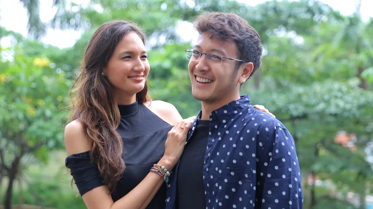 [Fimela] Dimas Anggara - Nadine Chandrawinata