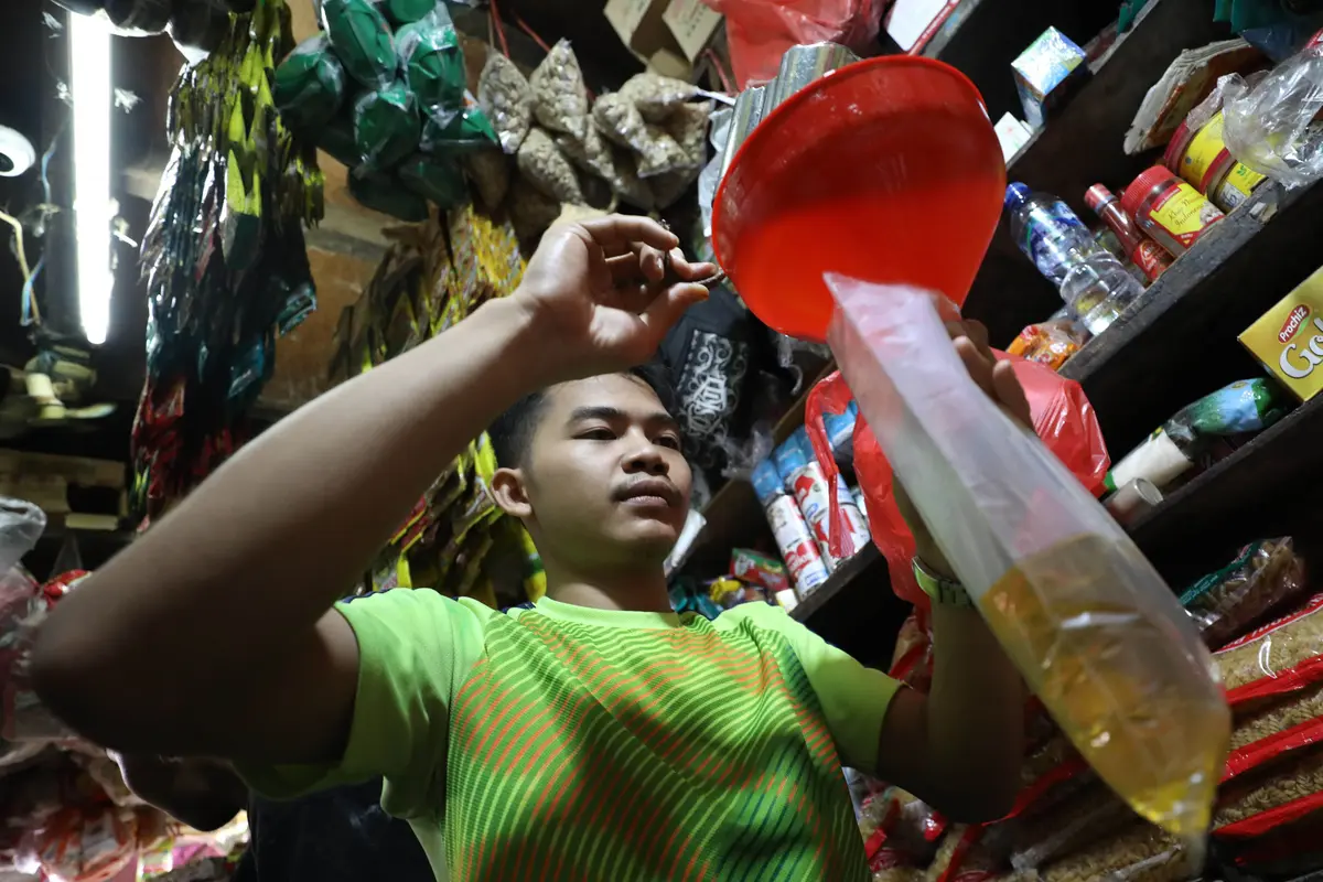 Minyak Goreng Curah di Pasar Tradisional Masih Diangka 15 Ribu Rupiah per Liter