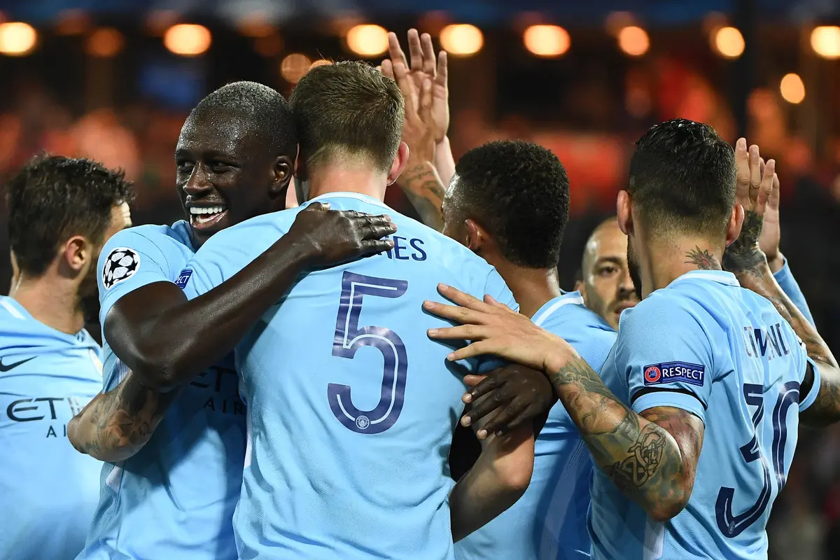 FOTO: Bermain di Rotterdam, Manchester City Gulung Feyenoord