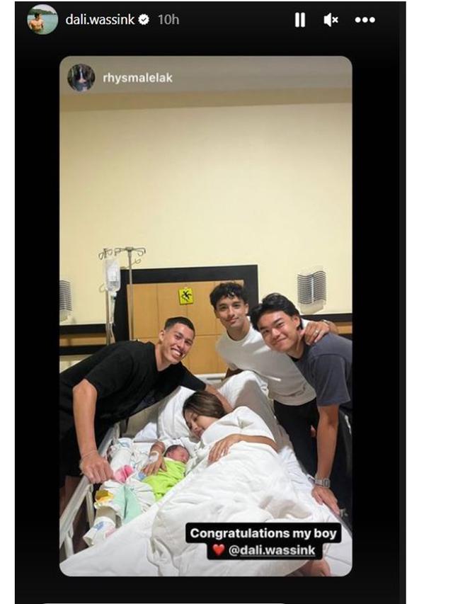 6 Potret Jennifer Coppen Lahirkan Anak Pertama, Bahagia Ditemani Sang Kekasih