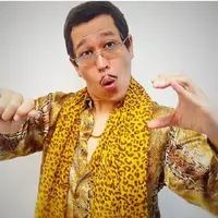Pen Pineapple Apple Pen (Bintang Pictures)