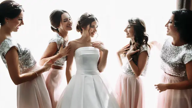 mempersiapkan teman menikah