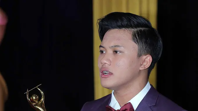 [Bintang] Rizky Febian