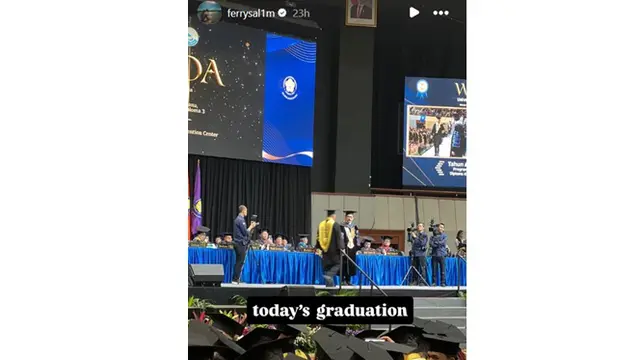 6 Potret Ferry Salim Wisuda Magister Hukum di Usia 58 Tahun, Penuh Syukur dan Bangga