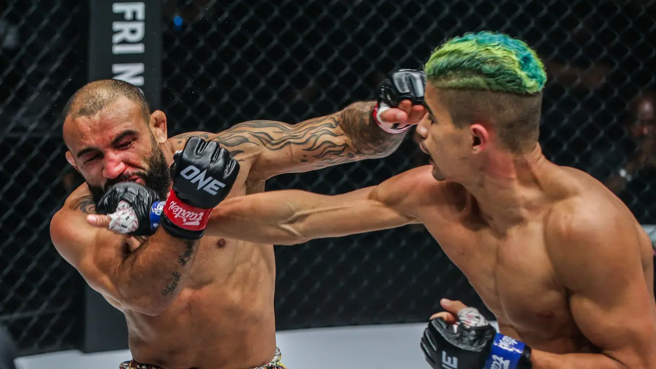 Duel John Lineker vs Fabricio Andrade Berakhir Tanpa Kontes