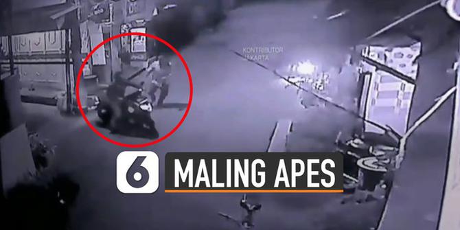 VIDEO: Apes, Maling Motor Gagal Lakukan Aksinya Ditambah Lagi Dompetnya Terjatuh