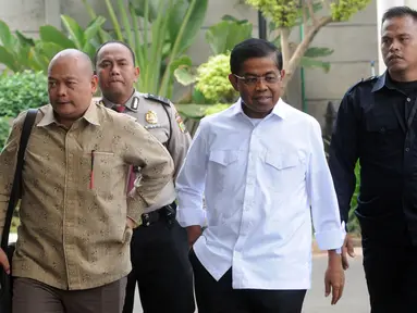 Menteri Sosial, Idrus Marham kembali mendatangi gedung Komisi Pemberantasan Korupsi (KPK) di Jakarta, Kamis (26/7). Idrus kembali diperiksa sebagai saksi untuk kasus dugaan suap Pembangkit Listrik Tenaga Uap (PLTU) Riau-I. (Merdeka.com/Dwi Narwoko)