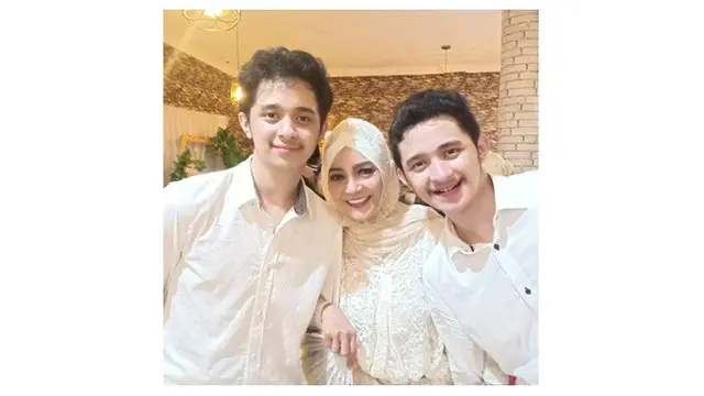 Beranjak Dewasa, Ini 7 Potret Terbaru Nakula dan Sadewa yang Jarang Tersorot