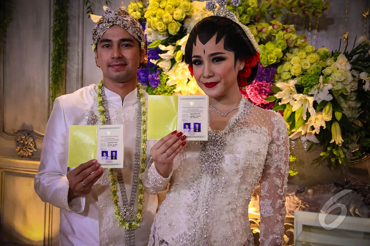 Raut Bahagia Raffi Ahmad-Nagita Slavina Pasca-Resmi Menikah